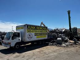 Best Construction Debris Removal  in Haslett, MI